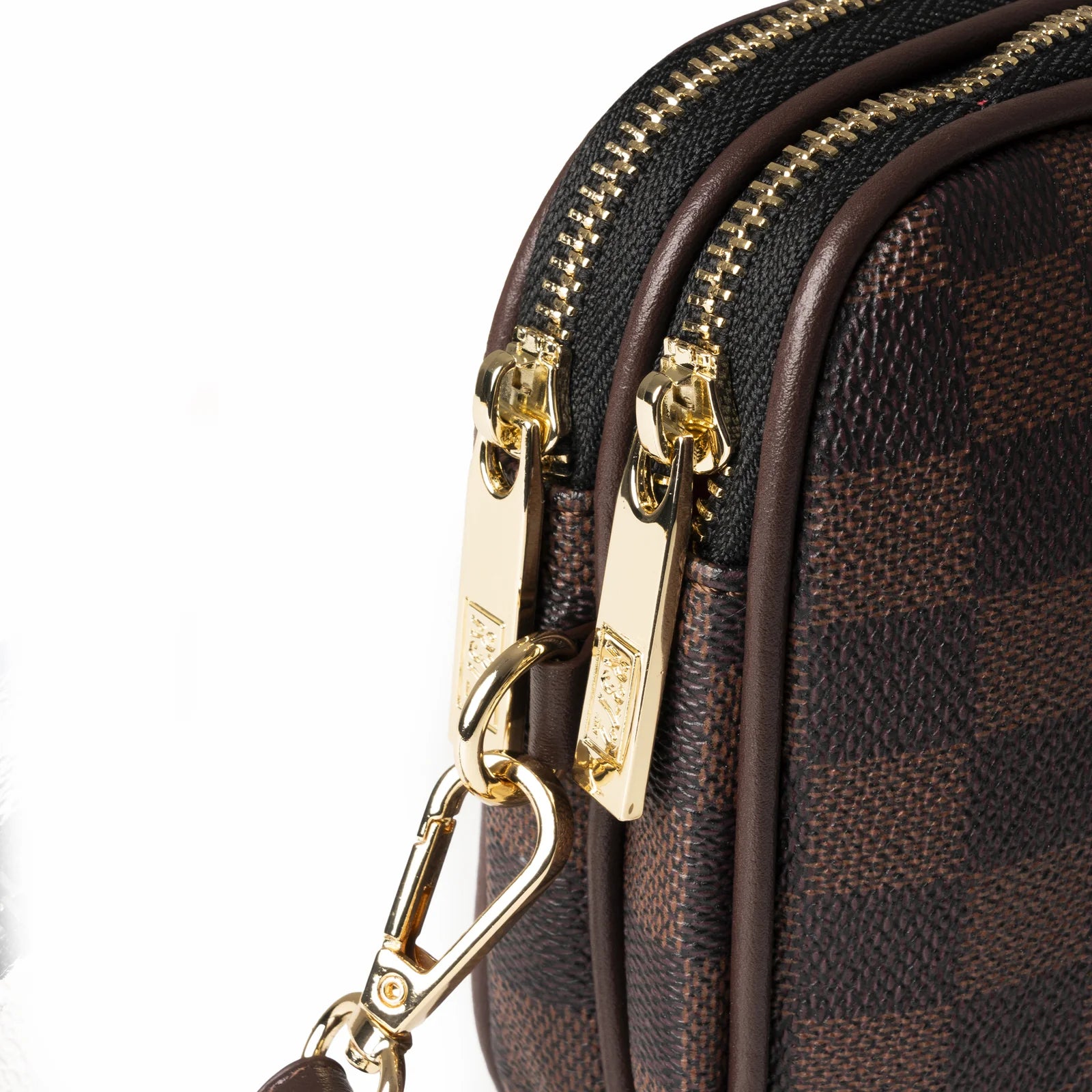 R372 Pochette a mano P004 Marrone