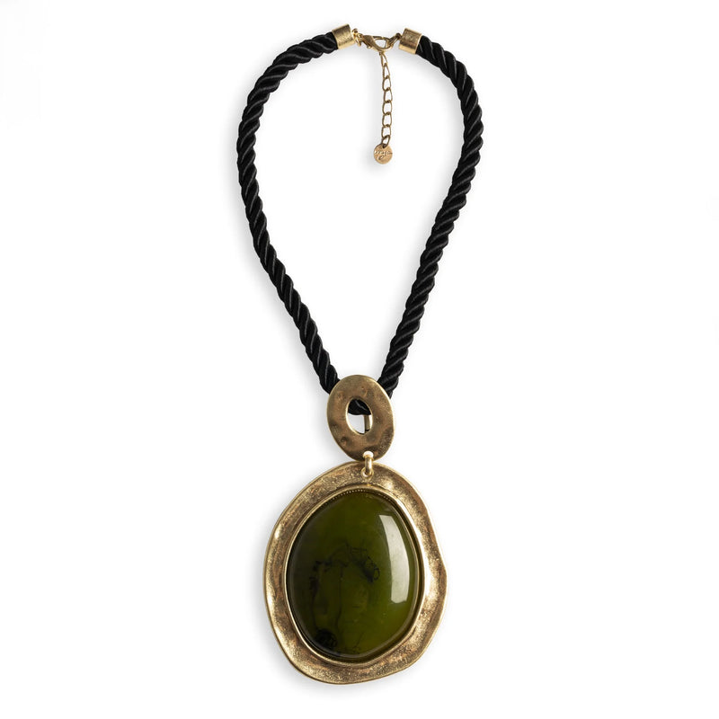 Mya Accessories Collana girocollo a laccio nero con pendente a medaglione con pietra in resina verde