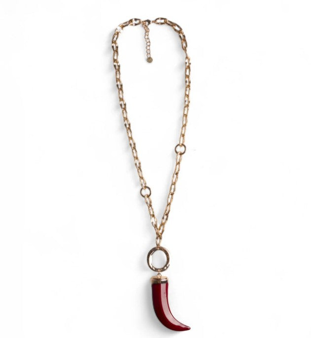 Mya Accessories Collana lunga a catena in metallo con corno in resina rossa