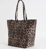 Marc Ellis Borsa a spalla Ingrid Leo Camel/Leo