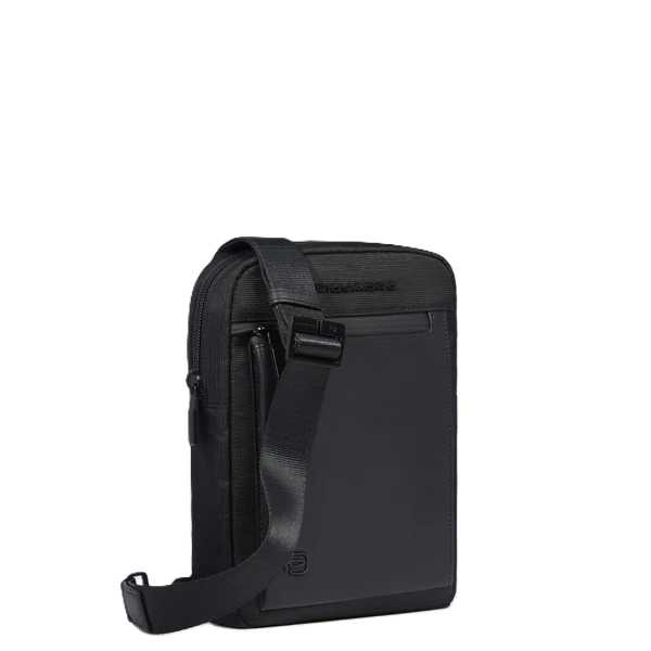Borsello uomo porta iPad®mini in tessuto riciclato Nero